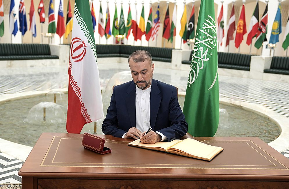 Le ministre des Affaires étrangères iranien, Hossein Amir-Abdollahian, en visite à Riyad, en août 2023. EPA-EFE/IRANIAN FOREIGN MINISTRY OFFICE HANDOUT HANDOUT EDITORIAL USE ONLY/NO SALES